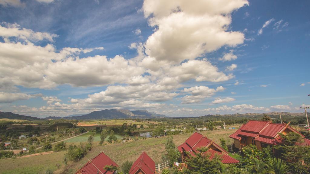 Floral Hill Khaokho Hotel Khao Kho Bagian luar foto